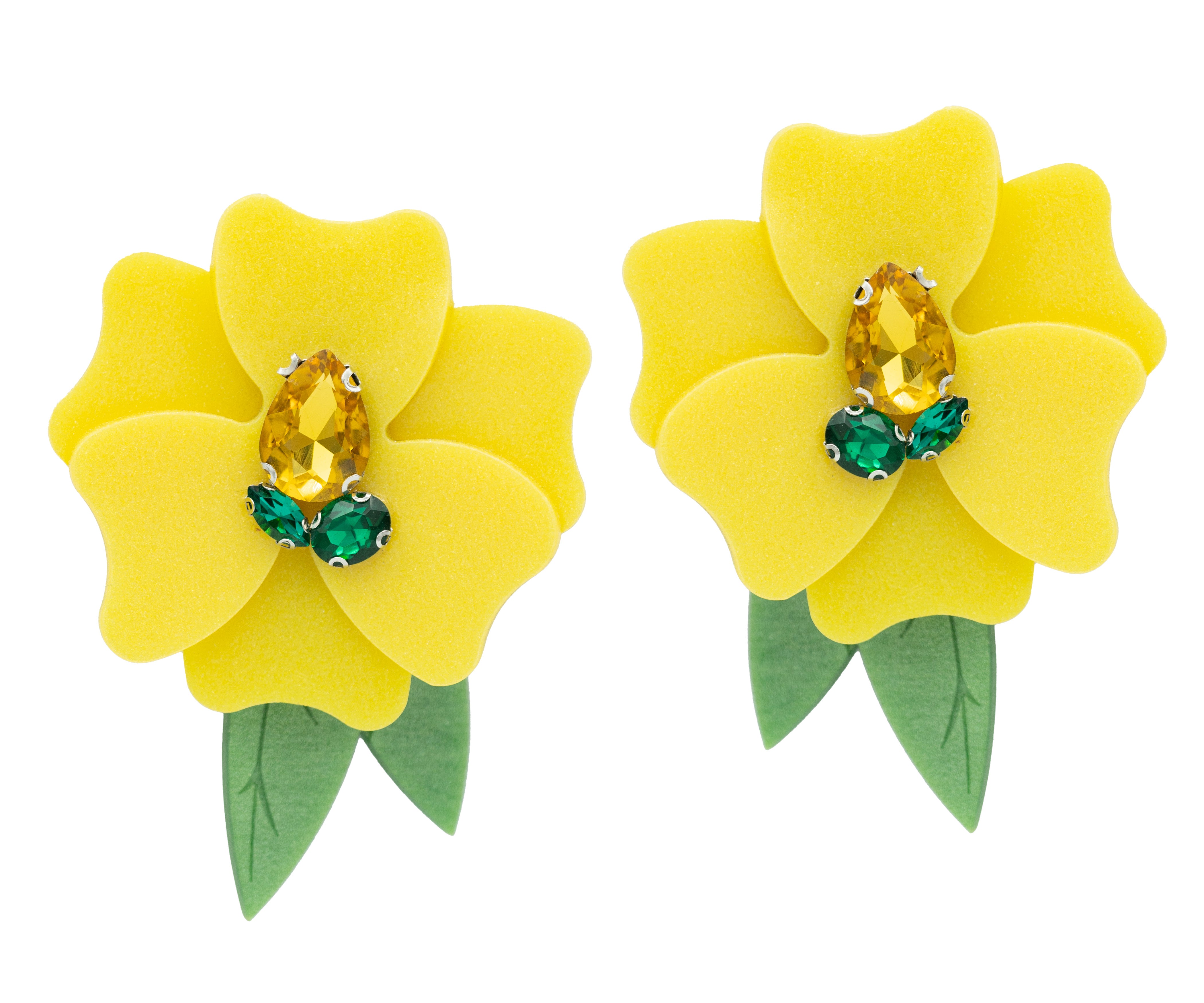 NKlaus Par De 8 Pendientes De Tuerca De Granate De Flor De 0.551 In 333 8k Oro Amarillo Señoras Pendientes De Enchufe 4937, Granate