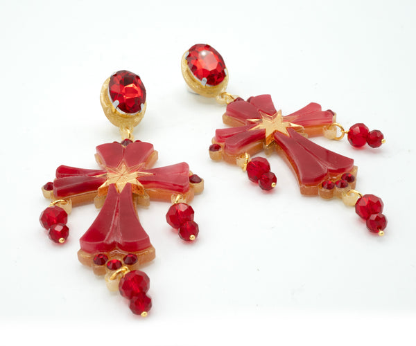 Queen Cross Ruby