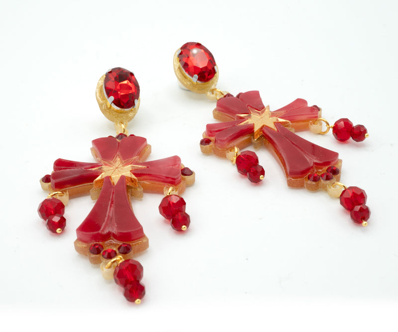 Queen Cross Ruby